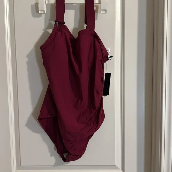 NWT (Brand Aqua Green) Burgundy color- One-Piece Swimsuit XL - Picture 7 of 7